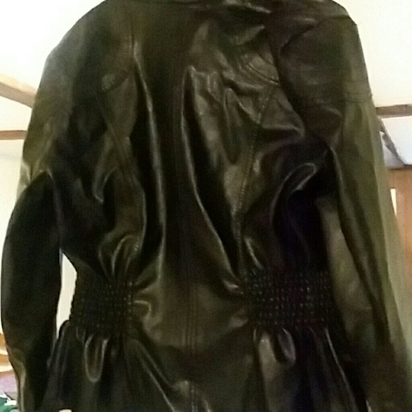 jacket - Picture 3 of 3